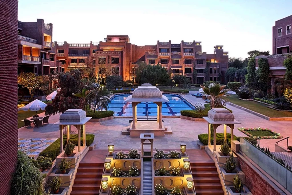 luxury hotel in jaipur